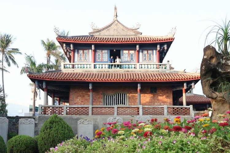 Chihkan Tower - Tainan City - Taiwan - Booked ai