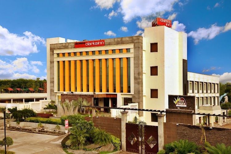 MB Greens Clarks Inn - Moradabad - India - Booked ai