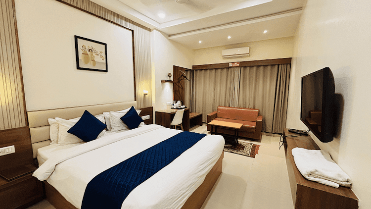 Hotel Sai Deluxe - Best Business Hotel in Sangli - Sangli - India - Booked ai