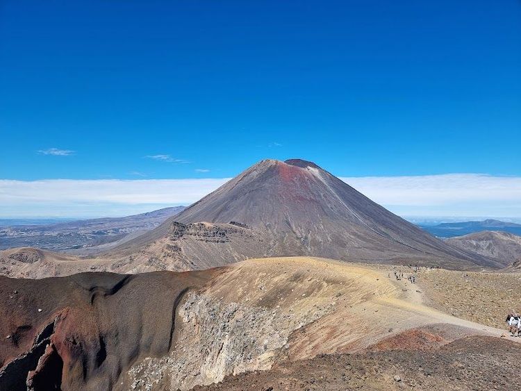 Tongariro Alpine Crossing - Tongariro National Park - New Zealand - Booked ai