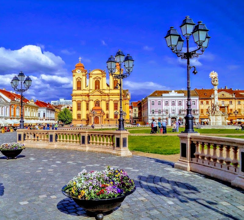 Union Square - Timisoara - Romania - Booked ai