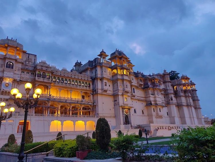 City Palace - Udaipur - India - Booked ai