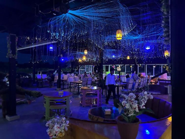 Wun Zin Bar & Restaurant - Meiktila - Myanmar - Booked ai