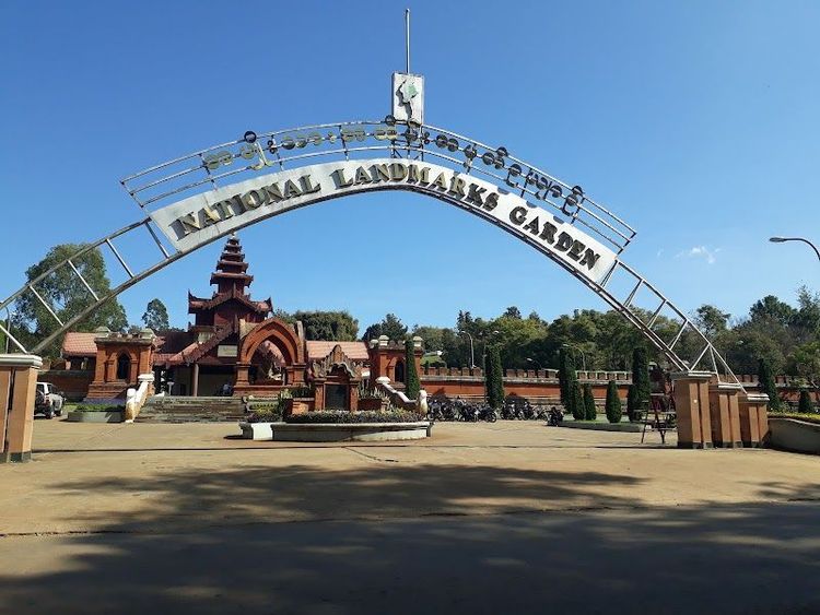 National Landmarks Garden - Pyin Oo Lwin - Myanmar - Booked ai