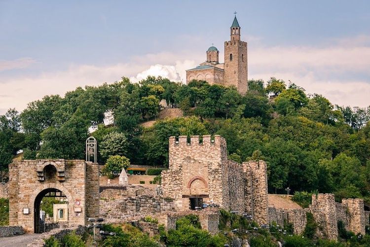 Tsarevets Fortress - Veliko Tarnovo - Bulgaria - Booked ai