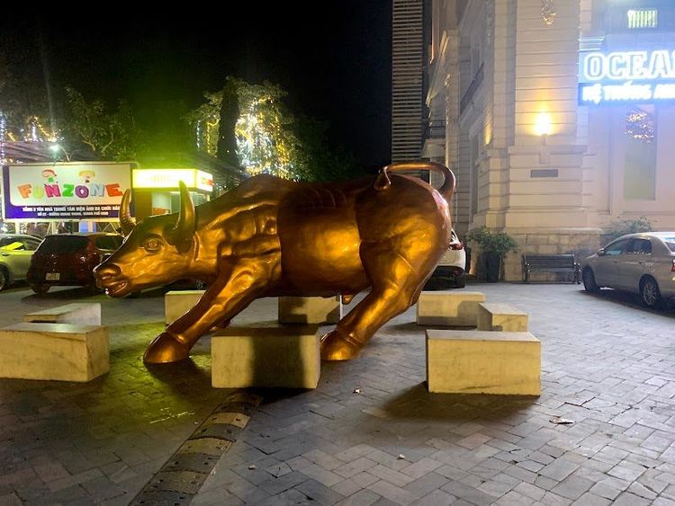 Vinh Travel Guide - Best time to visit - Booked ai