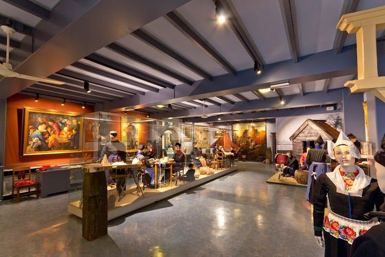 Volendam Museum - Volendam - Netherlands - Booked ai