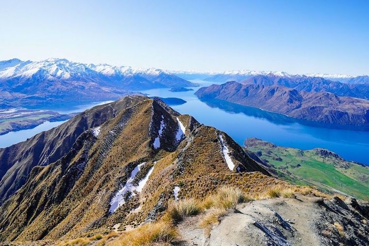 Roys Peak Track - Wānaka - New Zealand - Booked ai