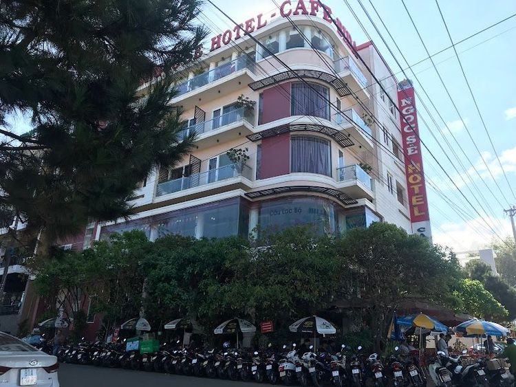 Ngoc Se Hotel - Coffee - Billiards - Pleiku - Vietnam - Booked ai