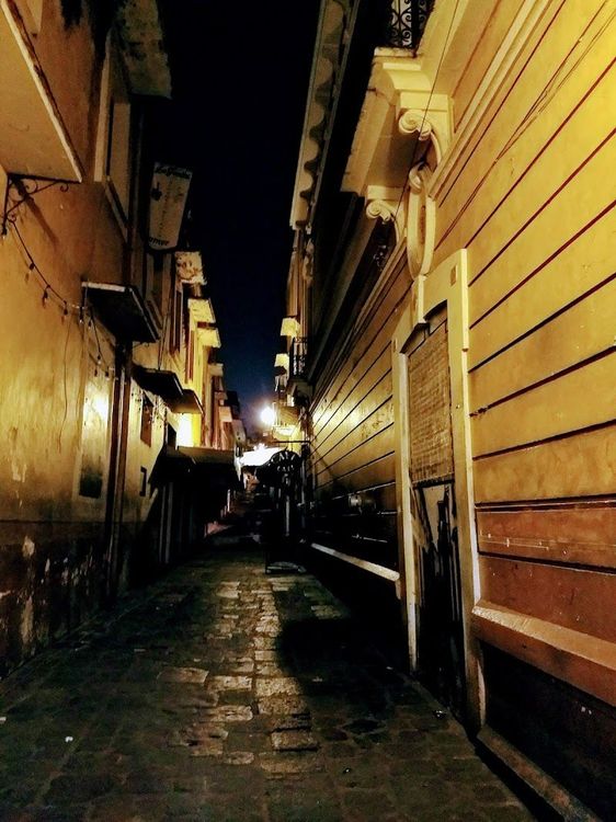Callejón del diamante - Xalapa-Enríquez - Mexico - Booked ai