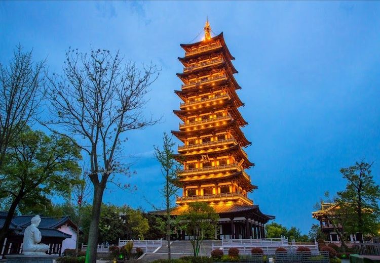 Daming Temple - Yangzhou - China - Booked ai