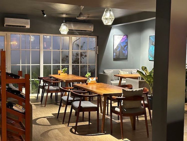 Fat Goose Restaurant & Bar - Sihanoukville - Cambodia - Booked ai