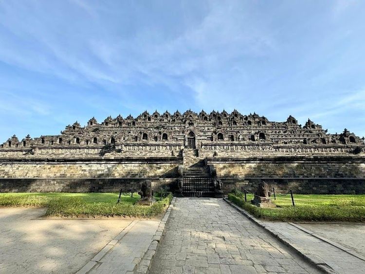 Borobudur Temple - Sleman - Indonesia - Booked ai