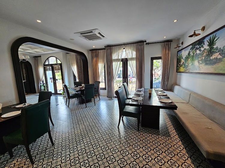 Laoderm Restaurant Savannakhet - Savannakhet - Laos - Booked ai