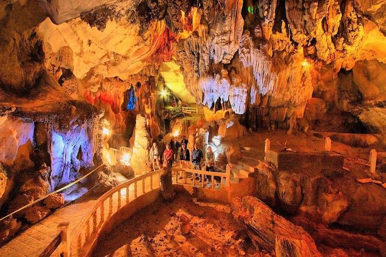 Tham Chang - Vang Vieng - Laos - Booked ai