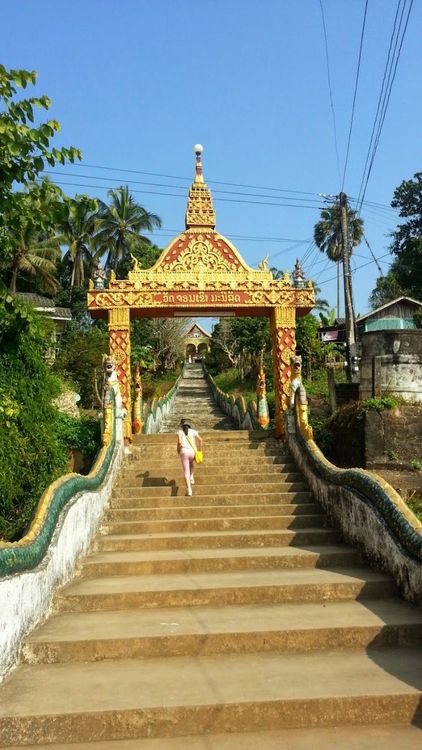 Houayxay Travel Guide - Best time to visit - Booked ai