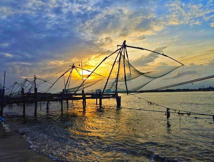 Chinese Fishing Nets - Kochi - India - Booked ai
