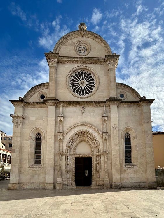 Saint James’ Cathedral - Šibenik - Croatia - Booked ai