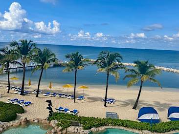 The Reef Beach Resort, Grand Cayman