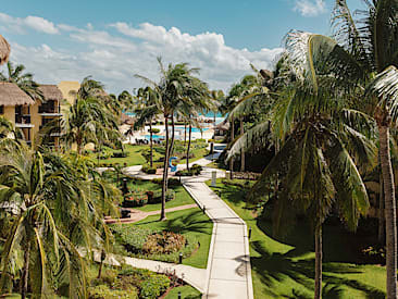 Rooms and Amenities at Catalonia Riviera Maya, Puerto Aventuras