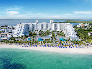 Activities and Recreations at Riu Caribe, Cancun