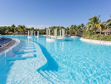 Bars and Restaurants at Grand Palladium Kantenah Resort & Spa, Akumal