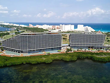 Hyatt Vivid Grand Island, Cancun, Quintana Roo