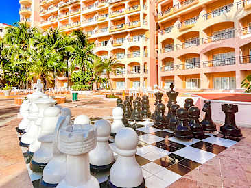 Bars and Restaurants at El Cozumeleno Beach Resort, Isla Cozumel