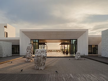 Bars and Restaurants at Nobu Hotel Los Cabos, Los Cabos