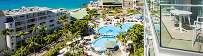 Sonesta Maho Beach Resort, Casino & Spa