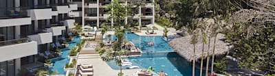 Hotel Azura Beach Resort