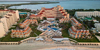 Wyndham Grand Cancun All-Inclusive Resort and Villas