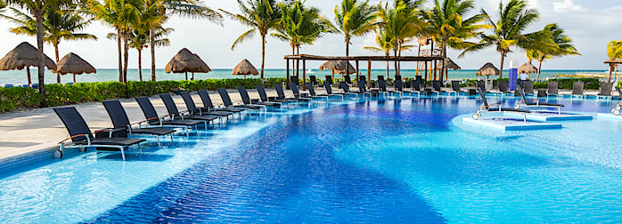 BlueBay Grand Esmeralda