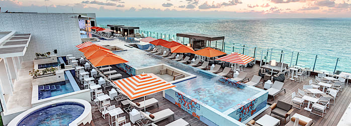 Adults Only, Royalton CHIC Cancun Resort