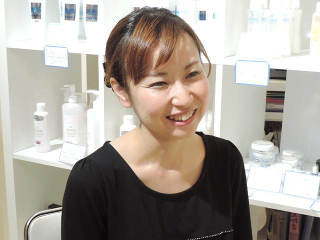 イクコインターナショナル　イクコ店 鈴木 万祐子 店長
