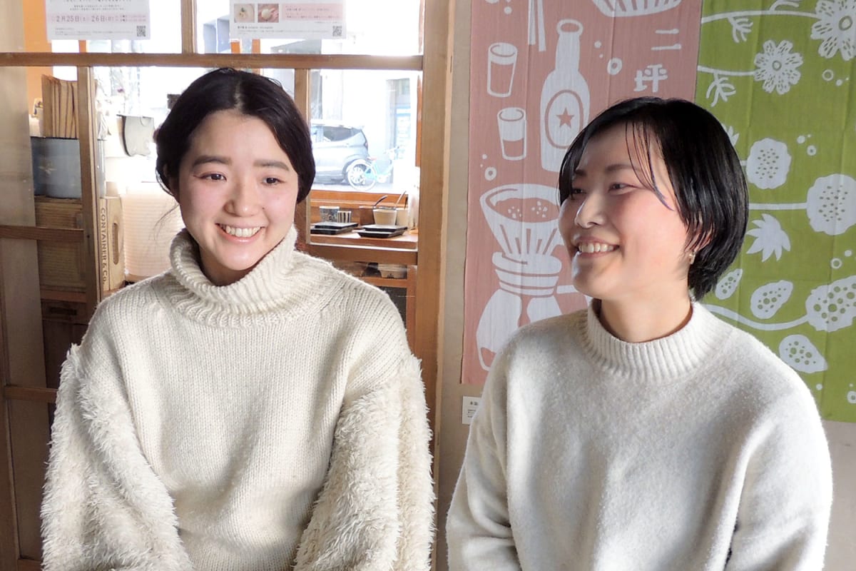 二坪食堂（フタツボショクドウ） 阿部 まりこ オーナー＆市野瀬 沙紀 店長