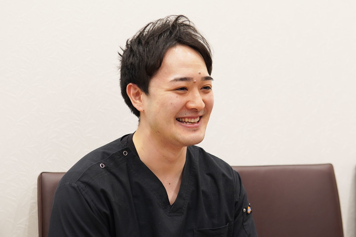 ラフォレデンタルオフィス東白楽 森脇 拓也 院長