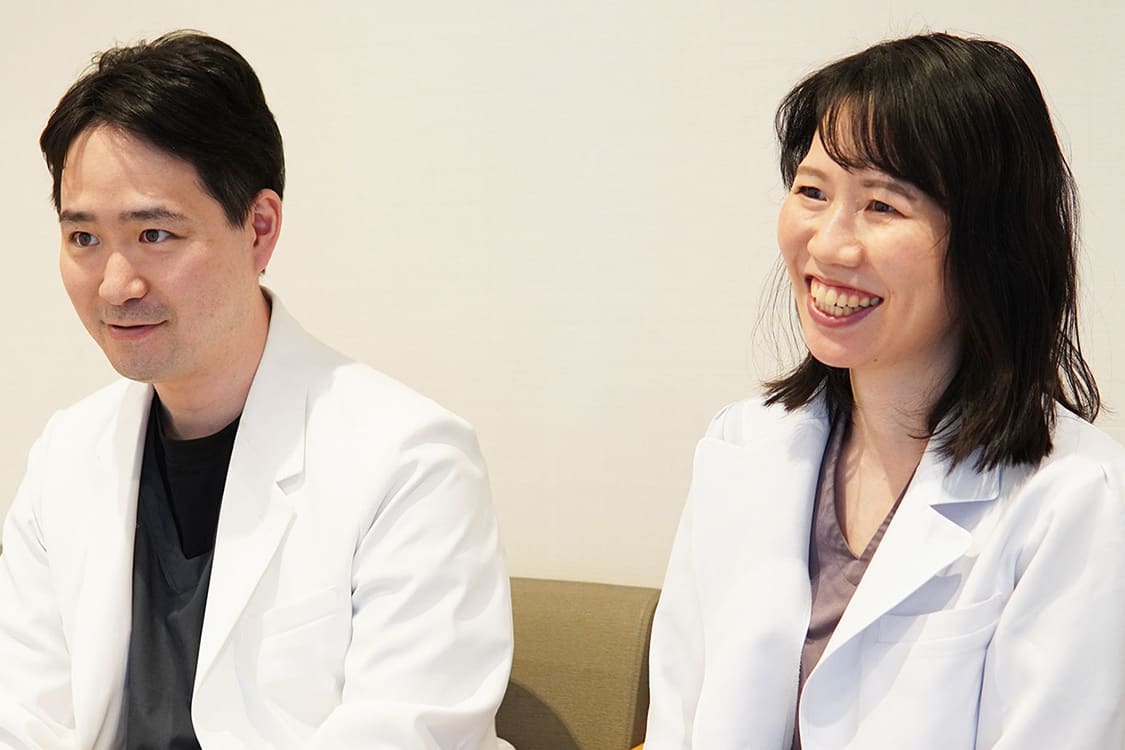 大口駅前泌尿器科・皮膚科クリニック 田尻下 紘直 院長 ＆ 田尻下 明依 副院長
