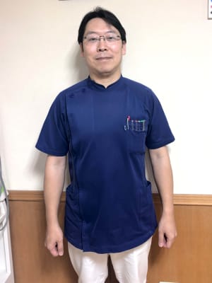 藤井 俊介 院長