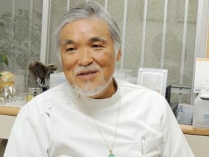 高江洲 薫 院長