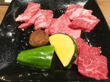焼肉USHIHACHI　あざみ野店