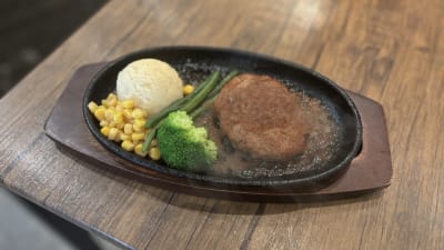 肉酒場RED HEAD（レッドヘッド）