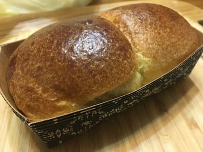 パンと焼き菓子や　Tsunagu bake
