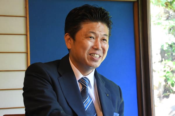 支配人 鈴木 孝宏