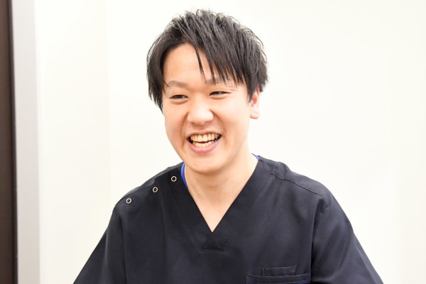 藤田 仁 店長