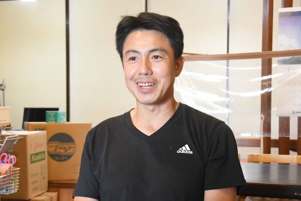 白子 潔 店長