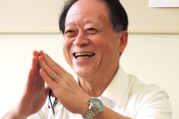 河野 伸二郎 院長