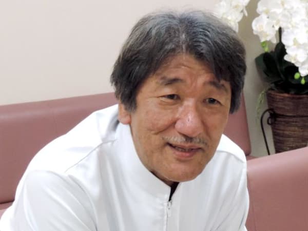 瀧野 貢 院長