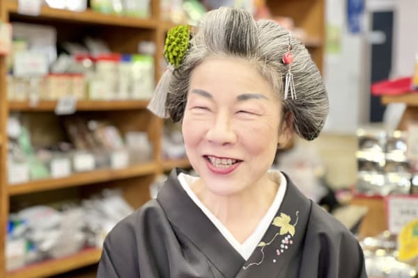 石田 由美子 店長