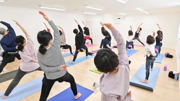 yogaho 商店街 ヨガ